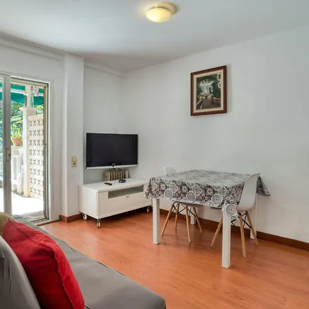 With Terrace Апартаменти Льорет-де-Мар